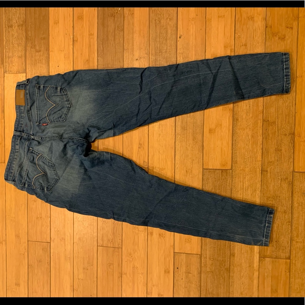 Levi’s 32 x 30